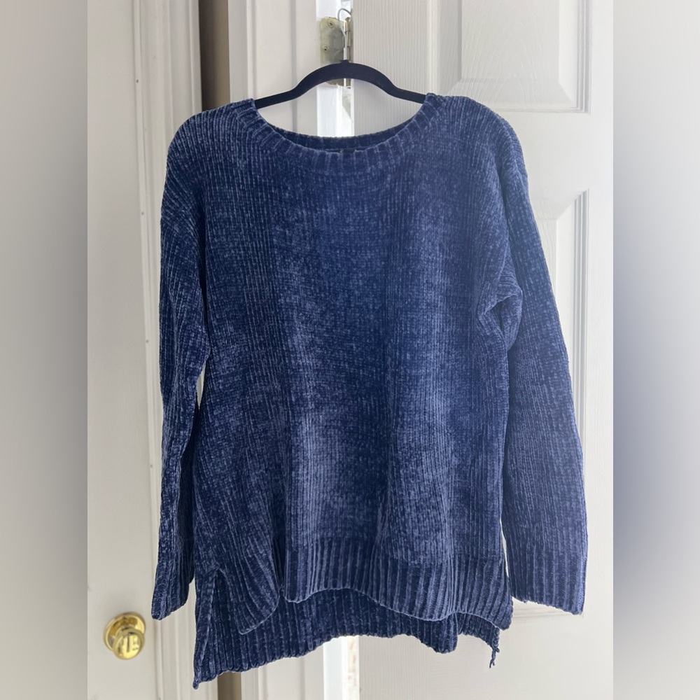 COPY - 💰Blue chenille crewneck sweater